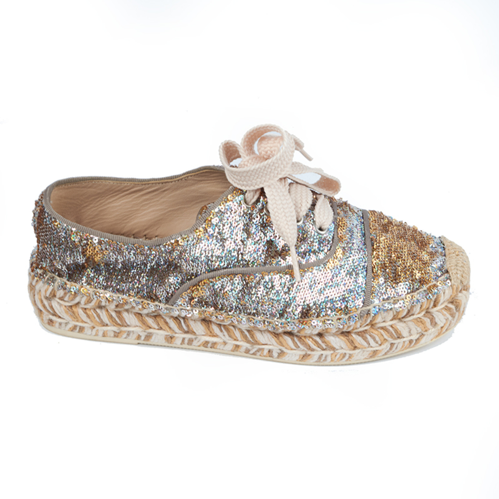Ras Shoes Women size 40 Gold